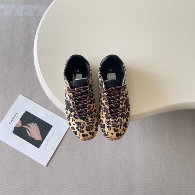 Fashion Lace-Up Vintage Couple Sneakers