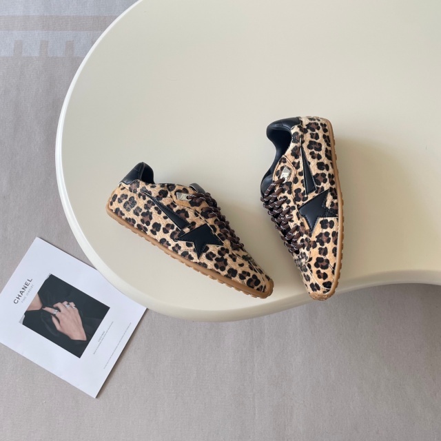 Fashion Lace-Up Vintage Couple Sneakers