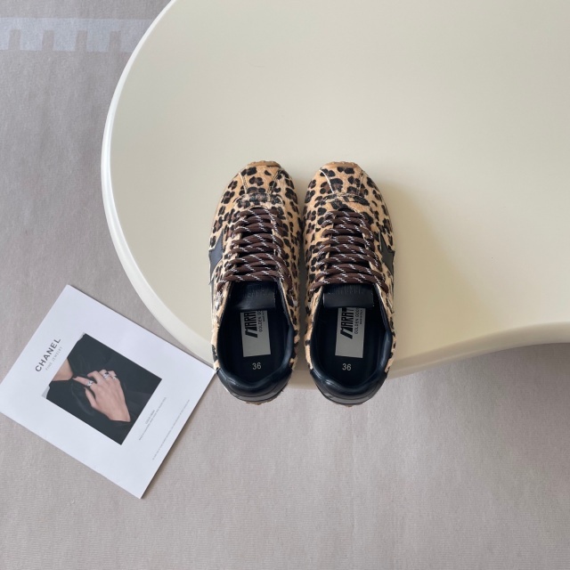 Fashion Lace-Up Vintage Couple Sneakers