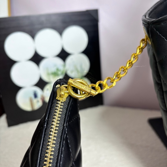 Metal Logo Leather Fashion Women Shopping Handbags