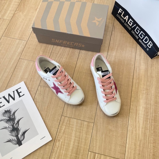Fashion Couple Rhinestones Sneakers