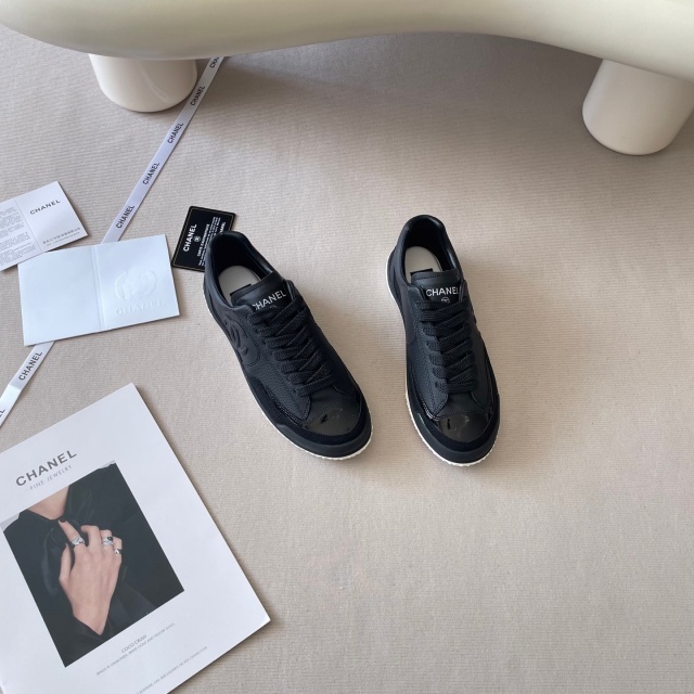 Fashion Women Lace-Up Casual Sneakers