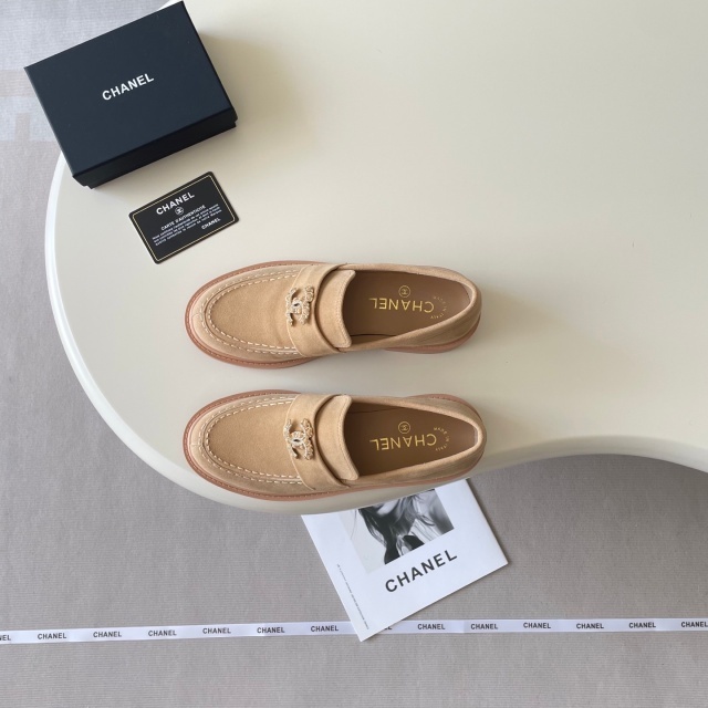 Fashion Logo Women Suede Flat Shoes