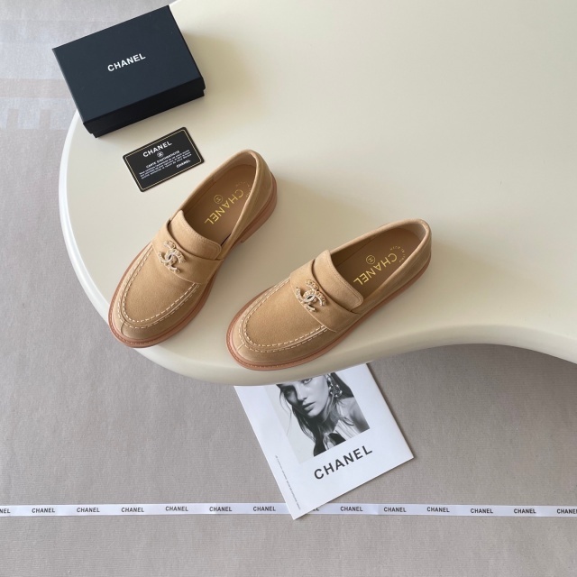 Fashion Logo Women Suede Flat Shoes