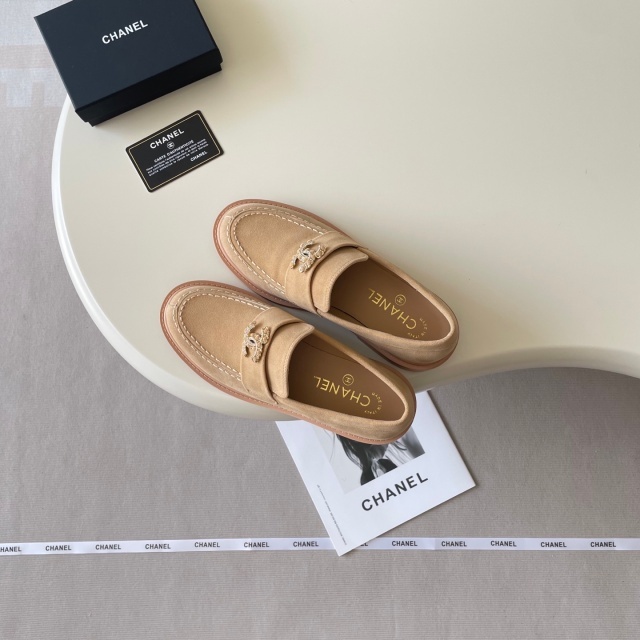 Fashion Logo Women Suede Flat Shoes