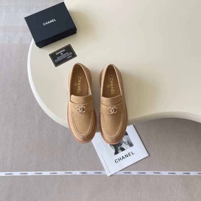 Fashion Logo Women Suede Flat Shoes