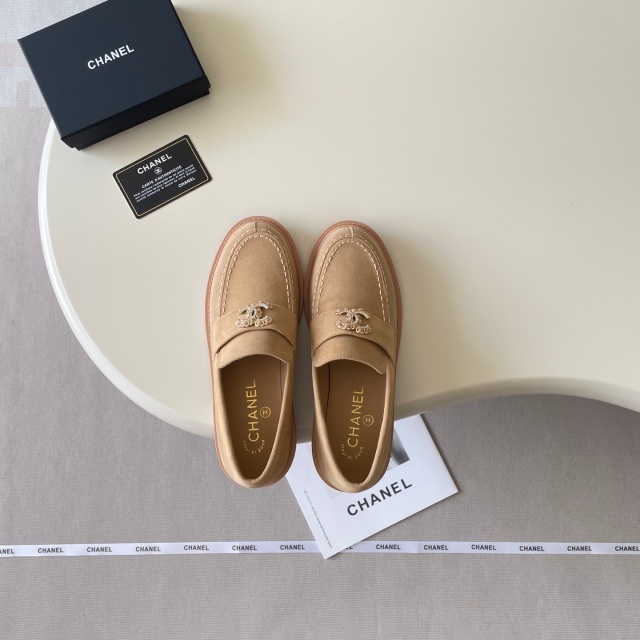 Fashion Logo Women Suede Flat Shoes