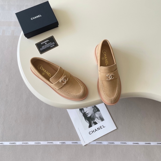 Fashion Logo Women Suede Flat Shoes
