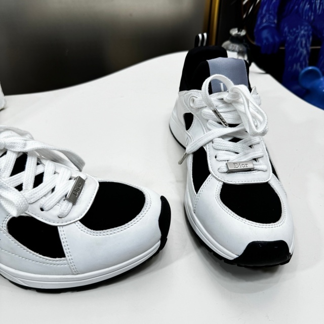 Luxury Fashion Lace-Up Casual Couple Sneakers