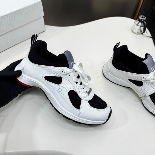 Luxury Fashion Lace-Up Casual Couple Sneakers