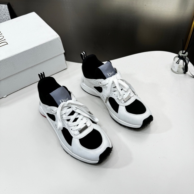 Luxury Fashion Lace-Up Casual Couple Sneakers