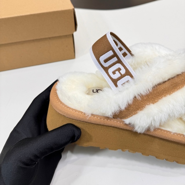 Luxury Style Winter Fashion Women Furry Slides