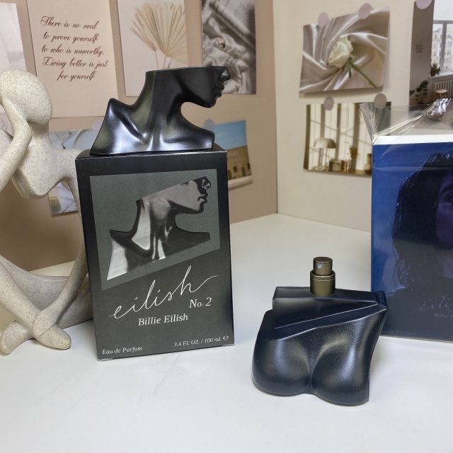 Floral Woody Unisex Fragrance Perfume