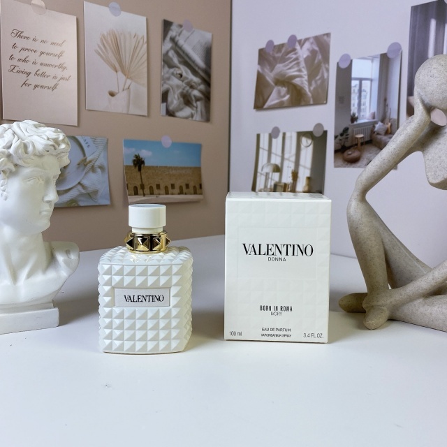Born in Roma Luxury Women Perfume