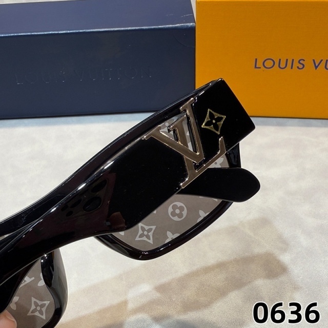 Square Frame Luxury Fashion Glasses