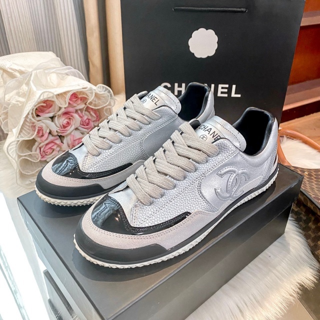 Fashion Design Women Luxury Casual Sneakers
