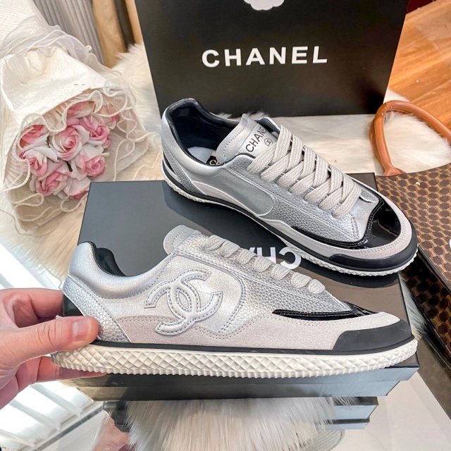 Fashion Design Women Luxury Casual Sneakers