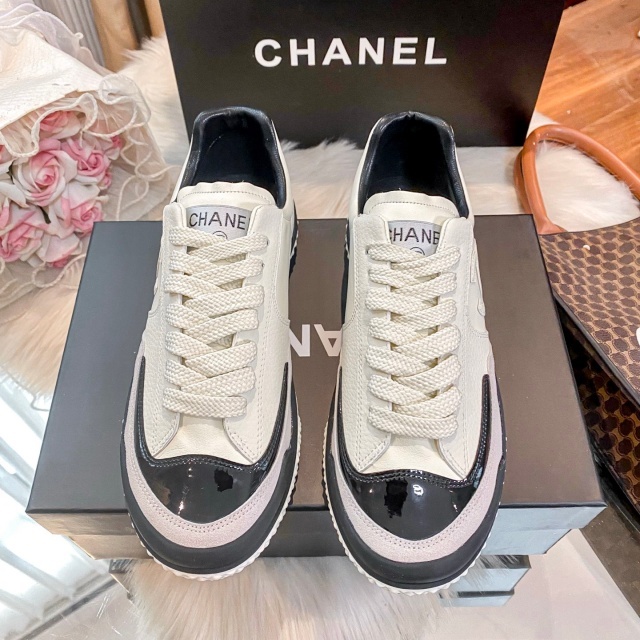 Fashion Design Women Luxury Casual Sneakers