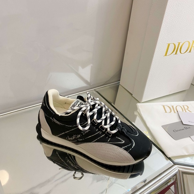 Fashion Lace-Up Women Luxury Sneakers