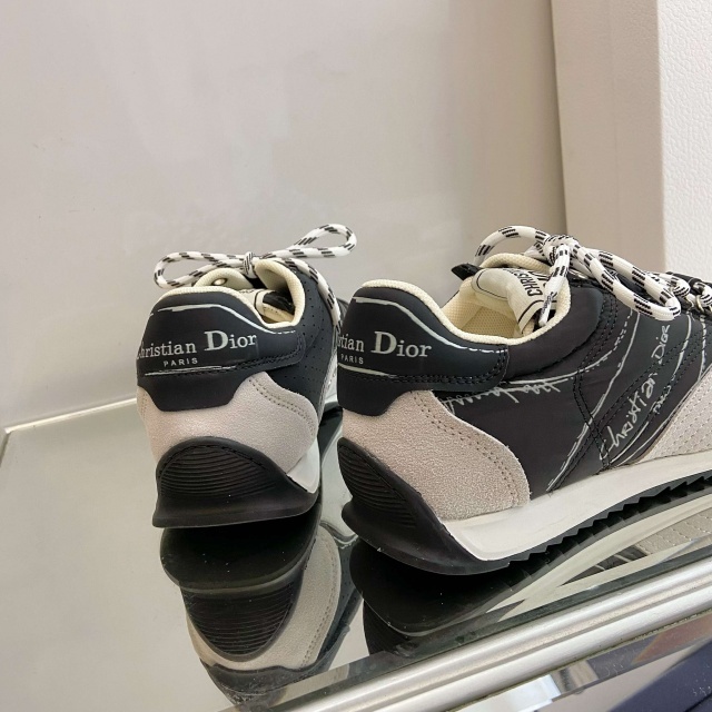 Fashion Lace-Up Women Luxury Sneakers