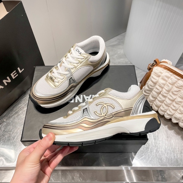 Luxury Fashion Breathable Women Sneakers