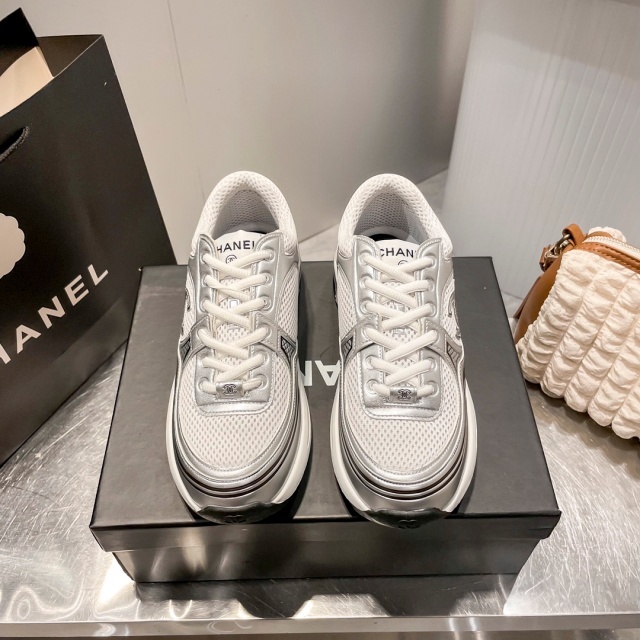 Luxury Fashion Breathable Women Sneakers