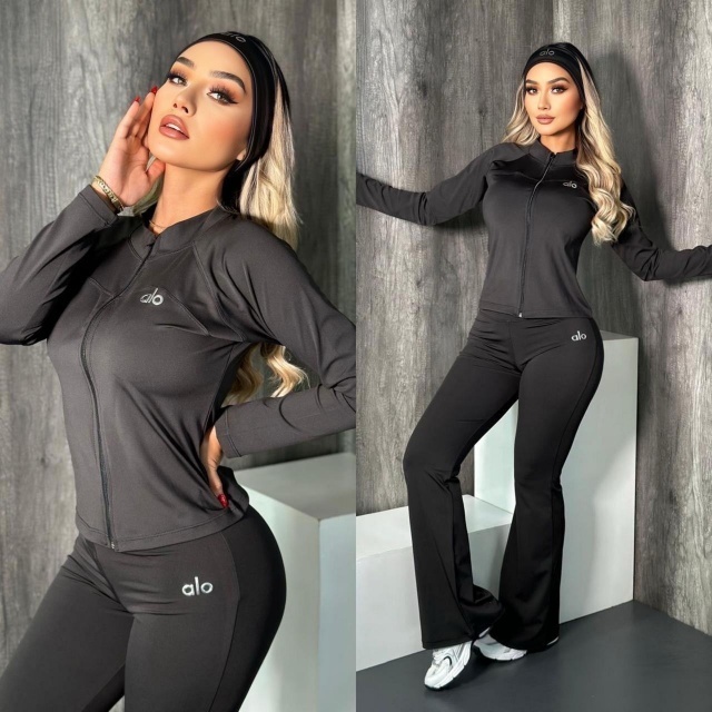 High Elastic Women Fashion Yoga Tracksuit Set