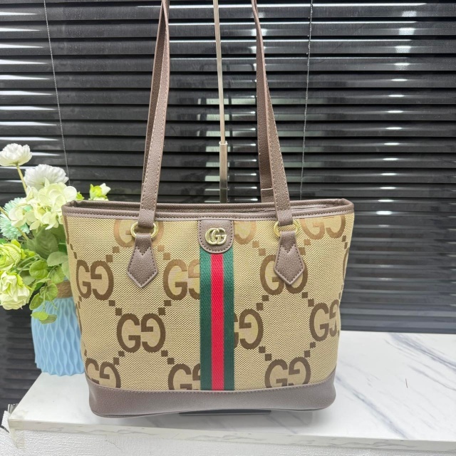 Metal Logo Fashion Women Shoulder Bags