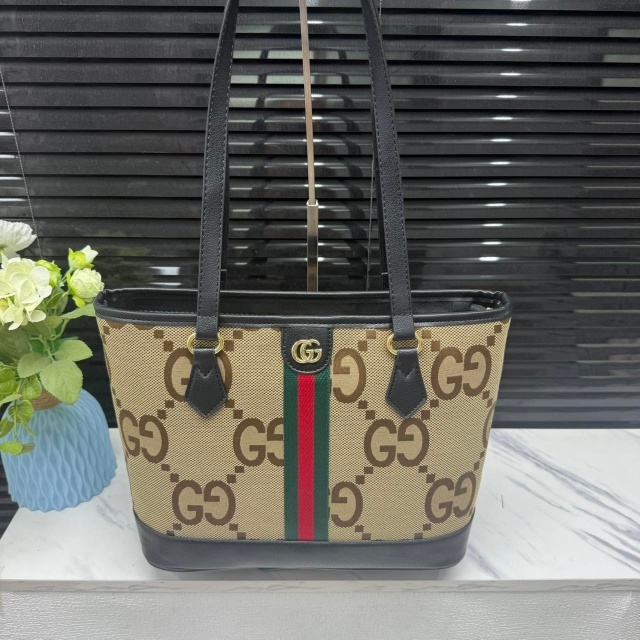 Metal Logo Fashion Women Shoulder Bags