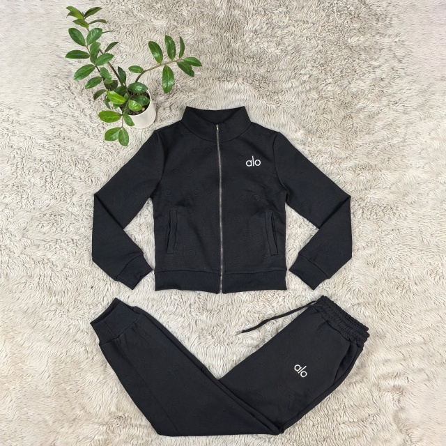Fashion Embossing Women Zipper Tracksuit Set