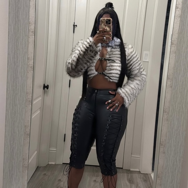 Metal Buckle Fur Cropped Cardigan Jacket