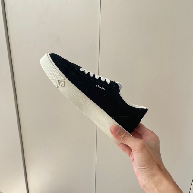 Luxury Fashion Big Size Lace-Up Casual Sneakers