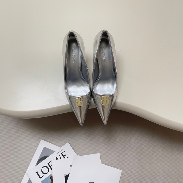 Metal Logo Pointed Toe Fashion High Heels