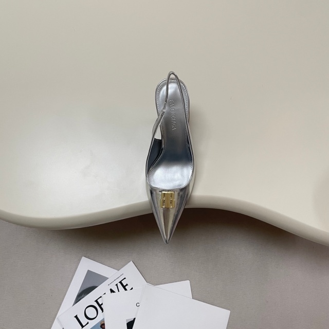 Metal Logo Pointed Toe Fashion High Heels