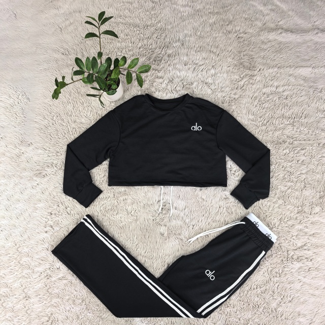 Fashion Embroidery Casual Women Sweatsuit Set
