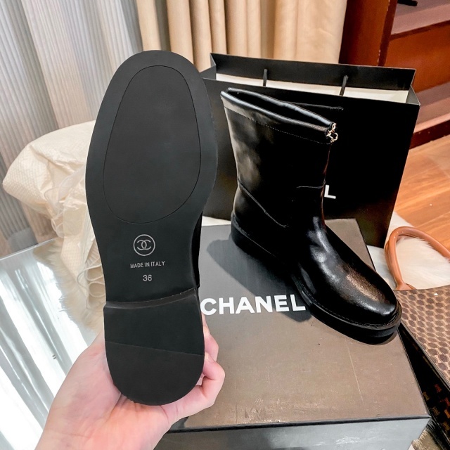 Luxury Fashion Chained Women Short Boots