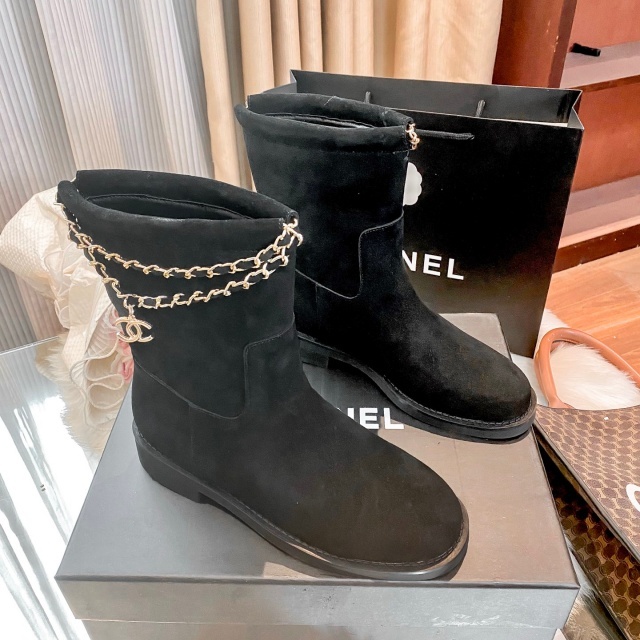 Luxury Fashion Chained Women Short Boots