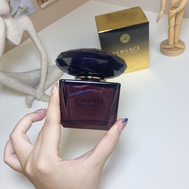 Crystal Noir Women Perfume