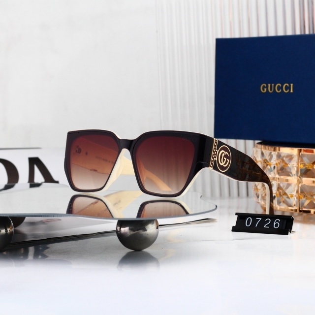 Luxury Fashion Logo Glasses