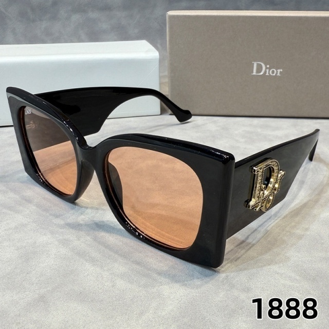 Large Frame Fashion Logo Women Sunglasses