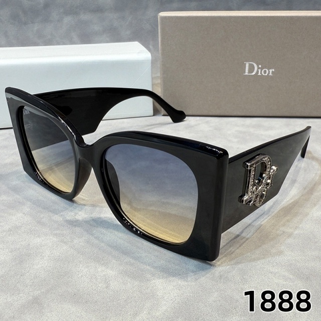 Large Frame Fashion Logo Women Sunglasses