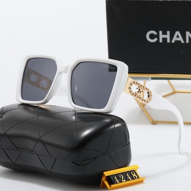 Hollow Out Luxury Fashion Design Women Glasses