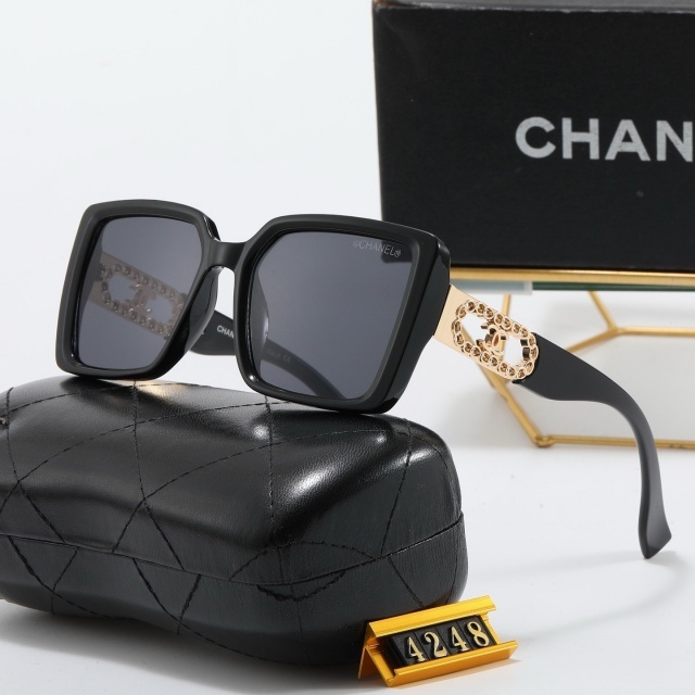 Hollow Out Luxury Fashion Design Women Glasses
