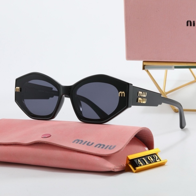 Chic Fashion Logo Cat Eye Sunglasses