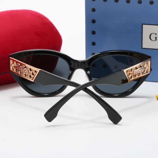 Cat Eye Frame Hollow Out Fashion Glasses