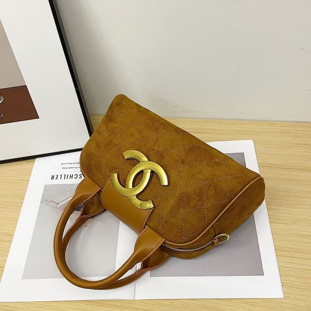 Fashion Metal Logo Crossbody Handbags