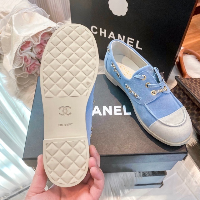 Fashion Chained Women Luxury Sneakers