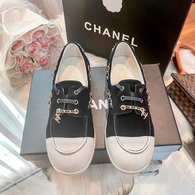 Fashion Chained Women Luxury Sneakers