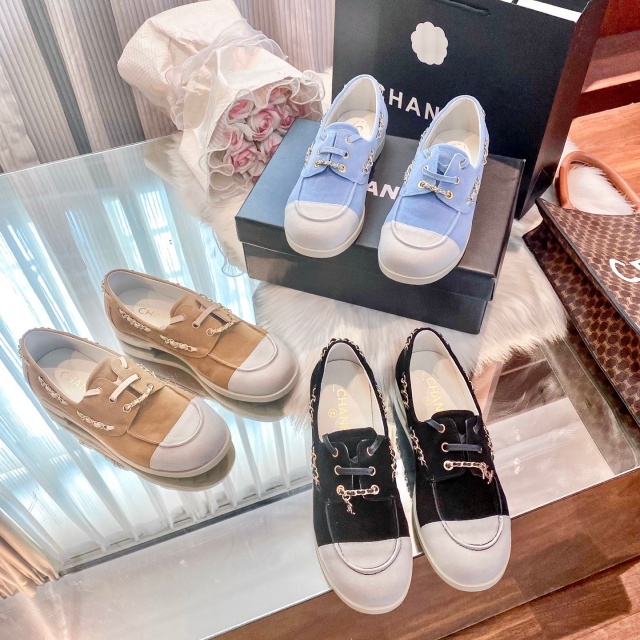 Fashion Chained Women Luxury Sneakers