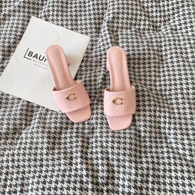 Fashion Metal Logo Chunky Sandals